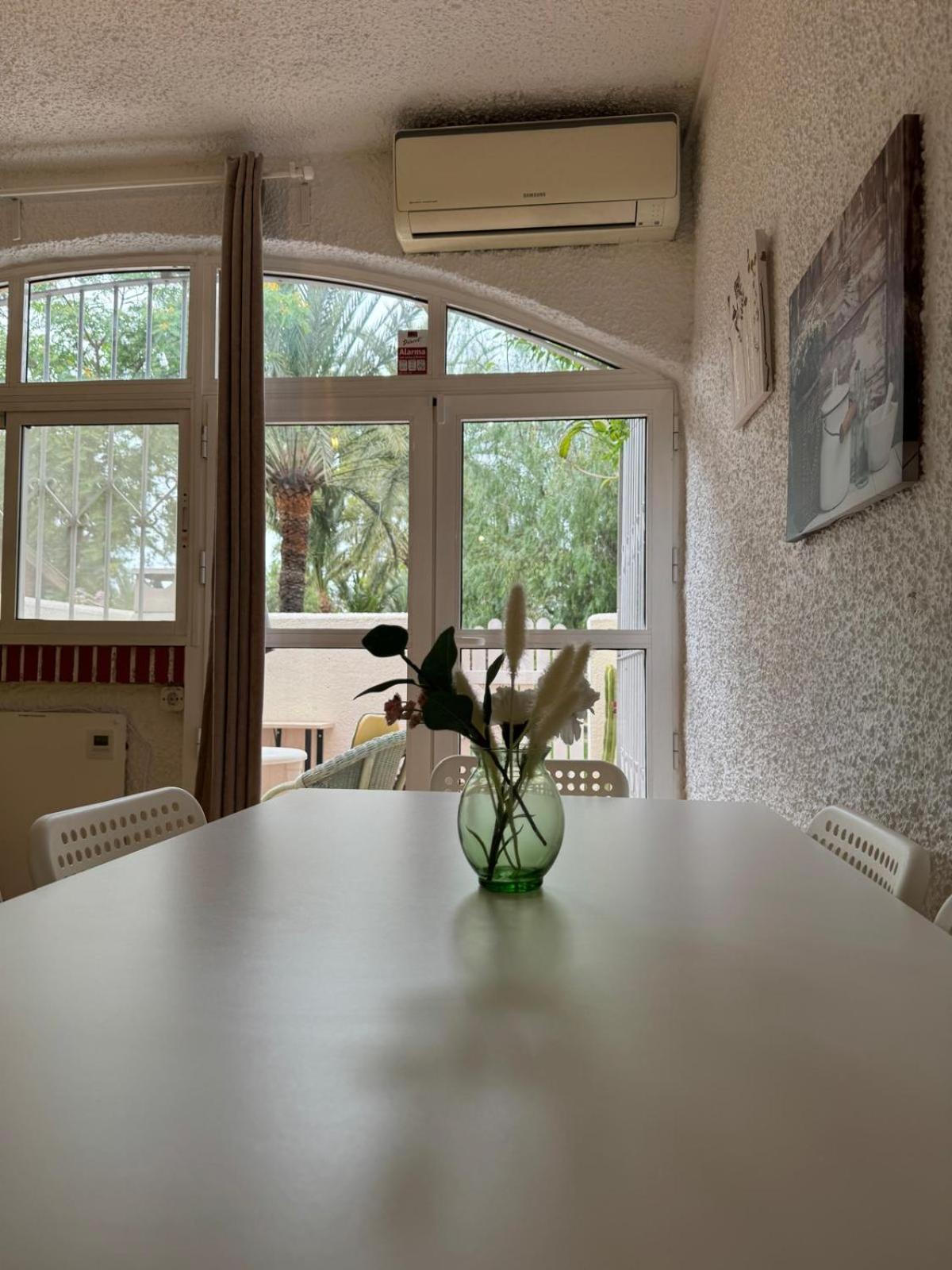 Villa Mare - 2 Beds With Balcony, Patio And Pool And Direct Park Access Мурсия Экстерьер фото